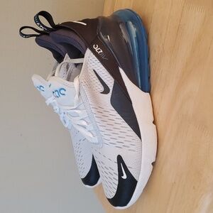 Nike Air 270s
